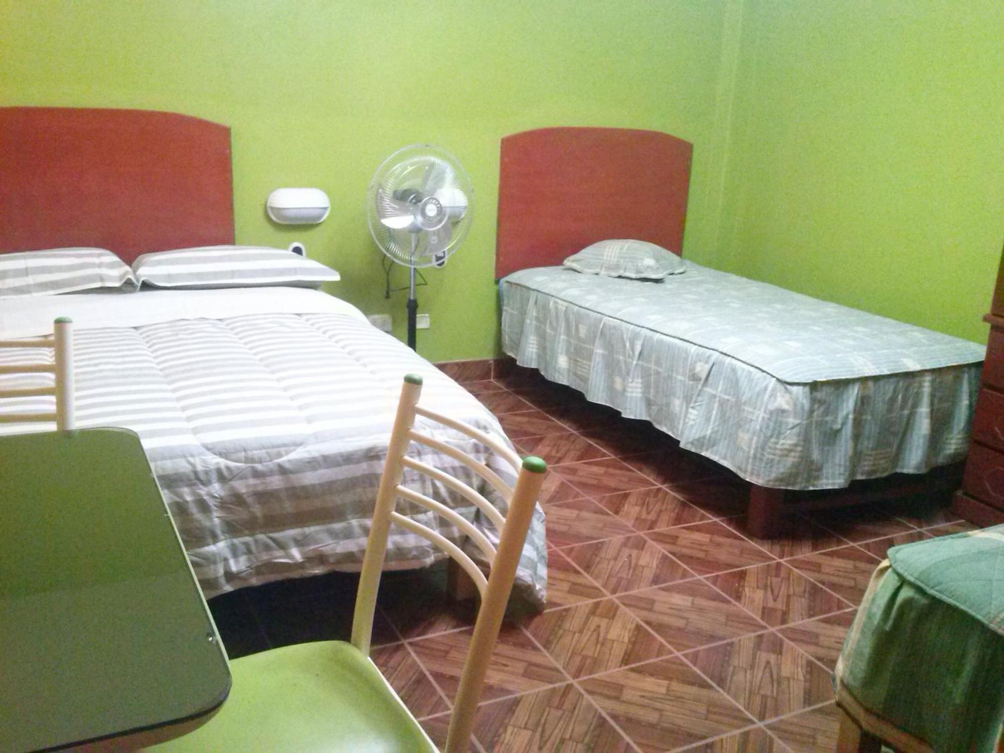 Hostal Real Alcazar Nazca Pokoj fotografie